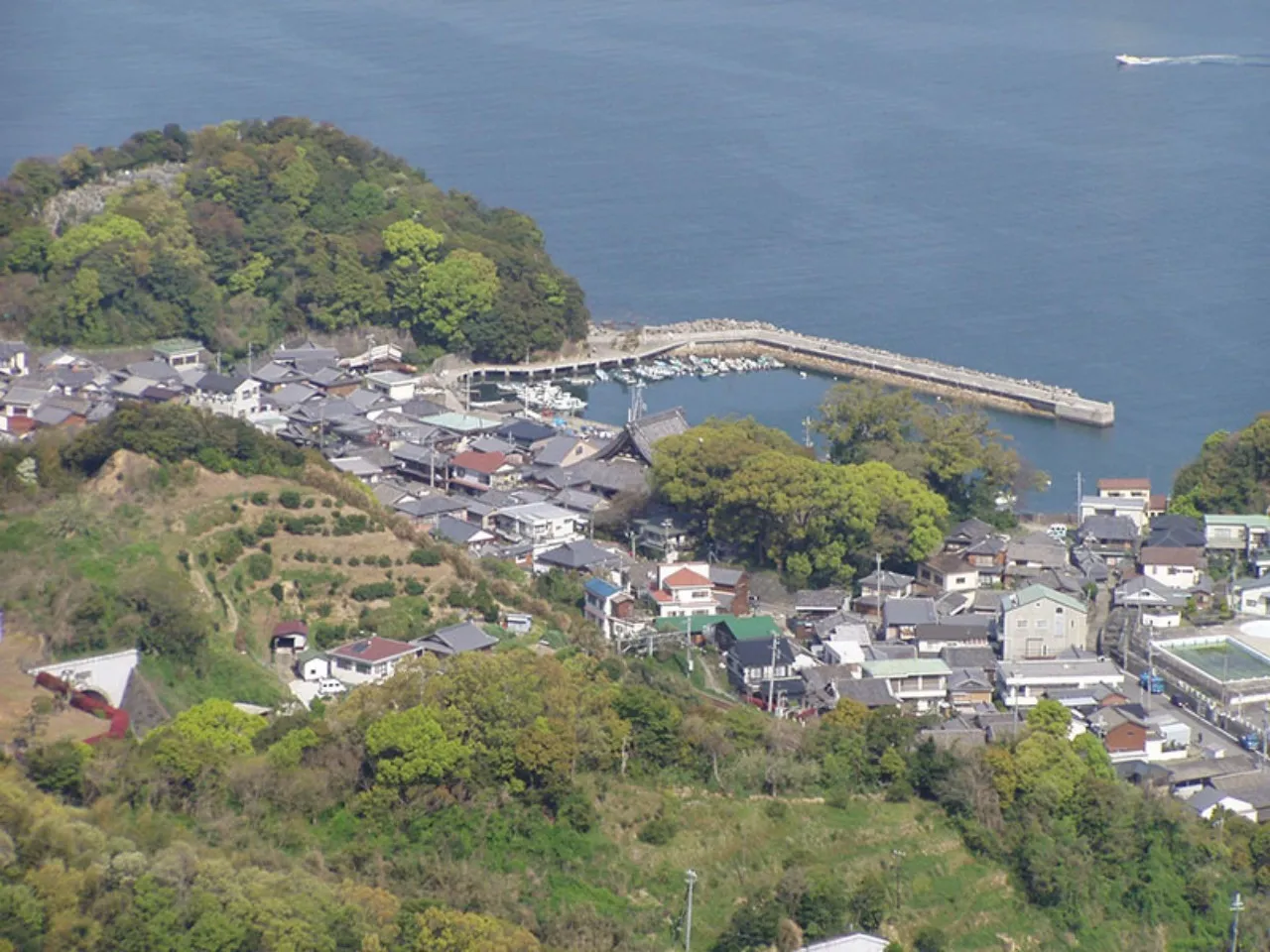 藤白峠からの冷水の風景